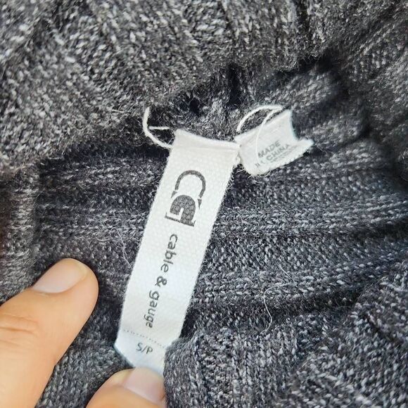 Cable & Gauge Turtleneck Knitted Sweater Charcoal Dark Grey Small - Picture 5 of 7